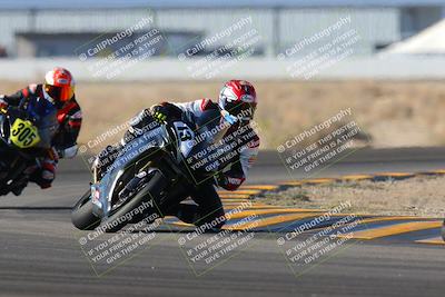 media/Dec-18-2022-SoCal Trackdays (Sun) [[8099a50955]]/Turn 4 (1pm)/